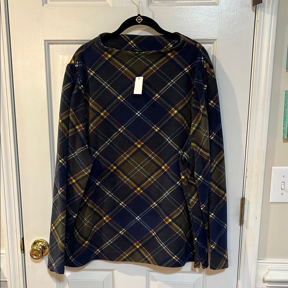 Talbots navy blue and olive green long-sleeved plaid sweatshirt